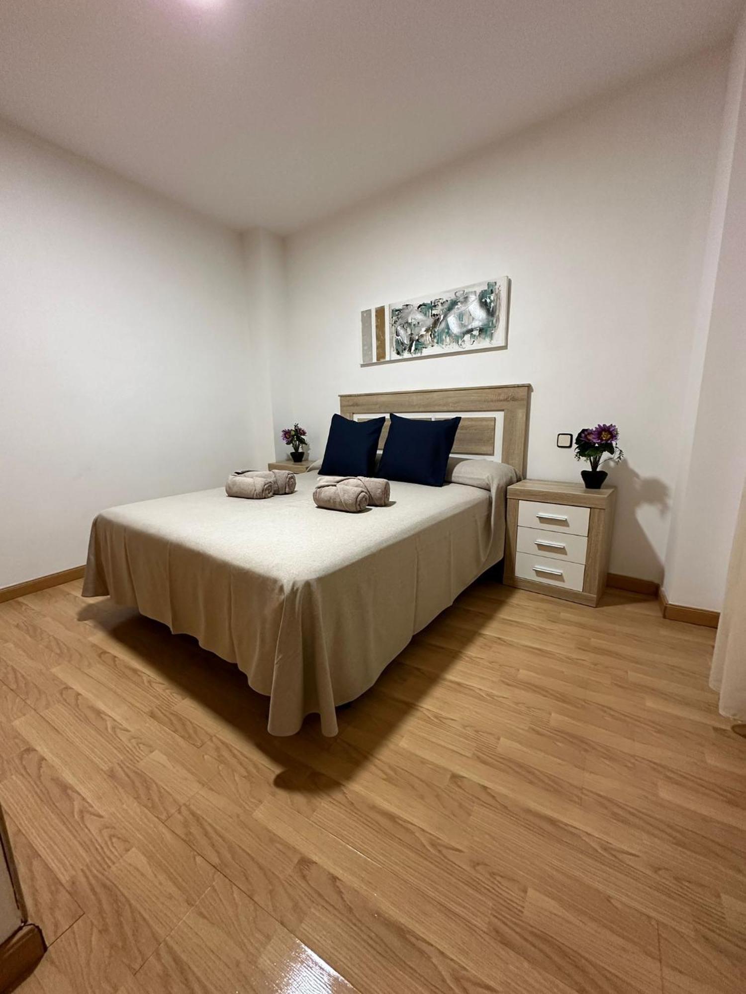Cruz25 Apartment Alcalá de Henares Екстериор снимка