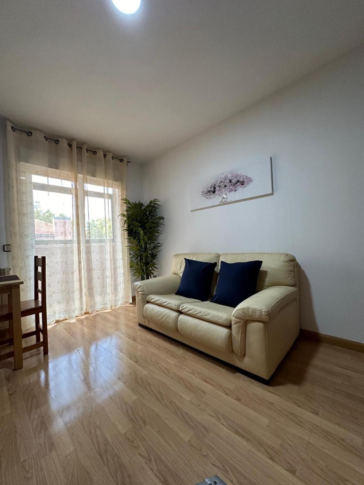 Cruz25 Apartment Alcalá de Henares Екстериор снимка